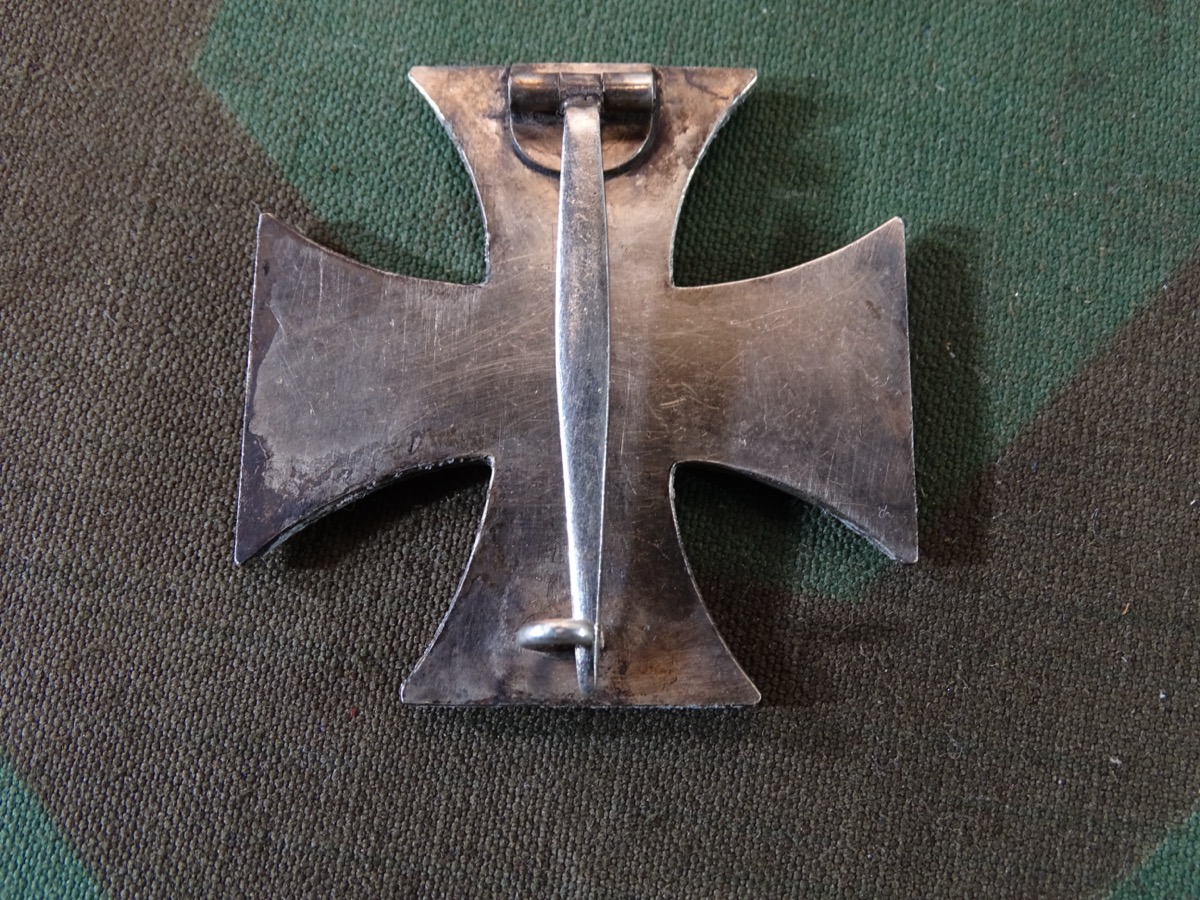 Eisernes Kreuz 1. Klasse 1939, Ausführung 1914/ Schinklelform,  Deumer, Eisenkern, mit Weitze Rechnung