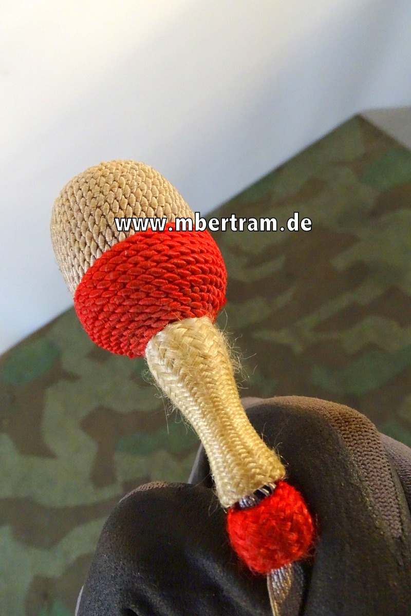 Reichswehr / Wehrmacht Troddel f. Manschaften 2. Kompanie, rot/weiß,rot