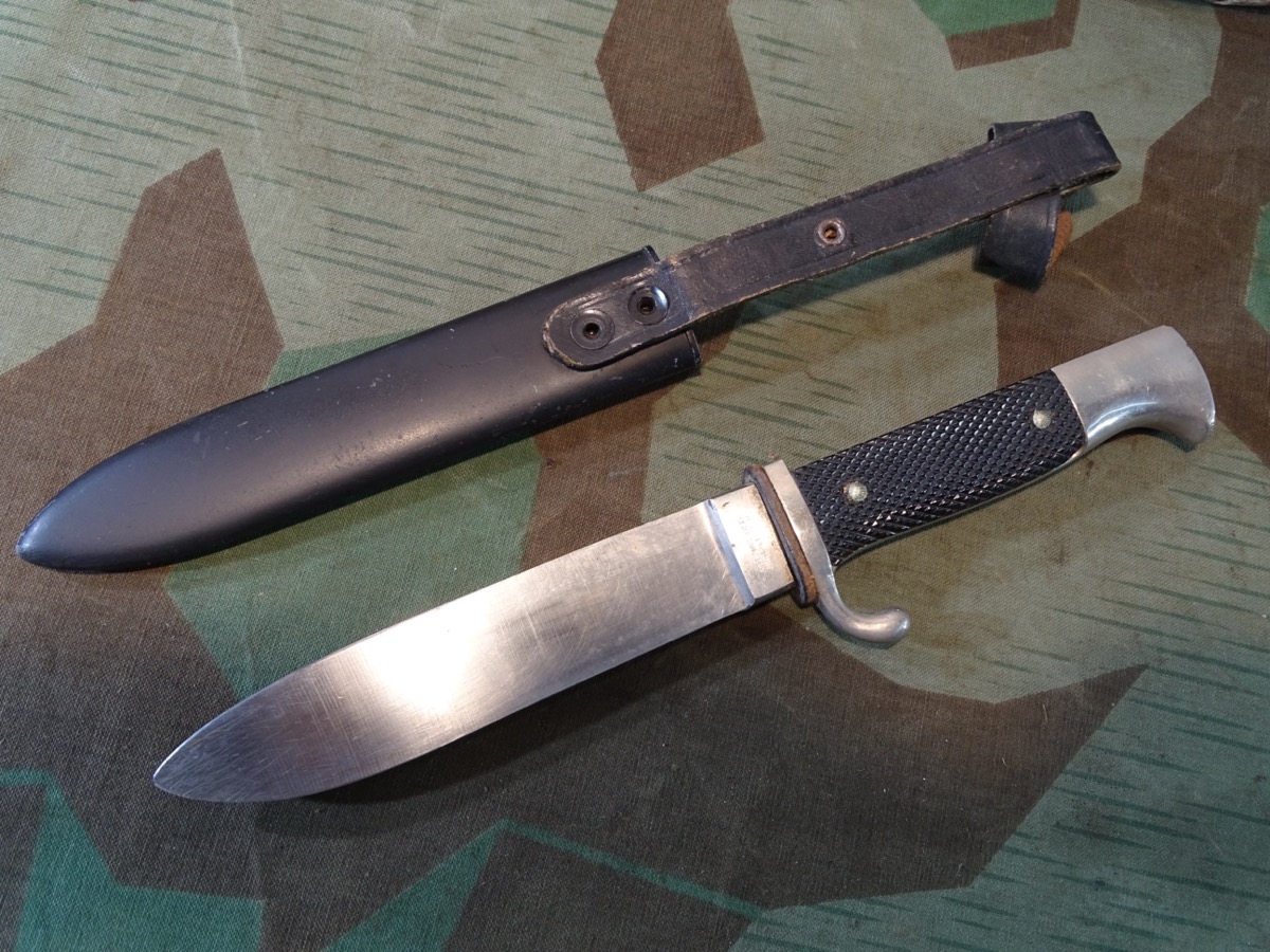 Replik : HJ Messer / HJ Dolch mit Griffemblem. Herstellermarke Othello- Anton Wingen Jr. Solingen 