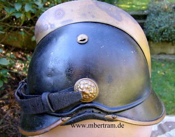 Metall Feuerwehr Helm Bayern. Um 1860. Mit Lederfutter