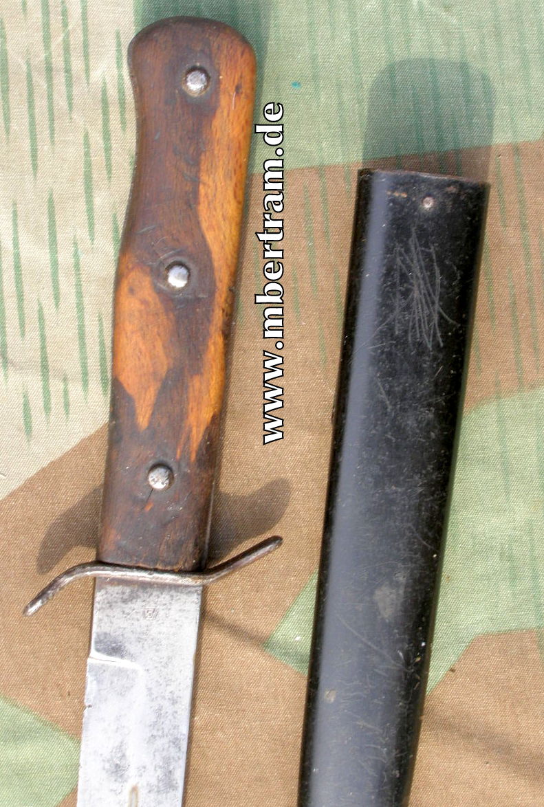 Grabendolch/ Infanterie Kampfmesser 42 mit LW Abnahme