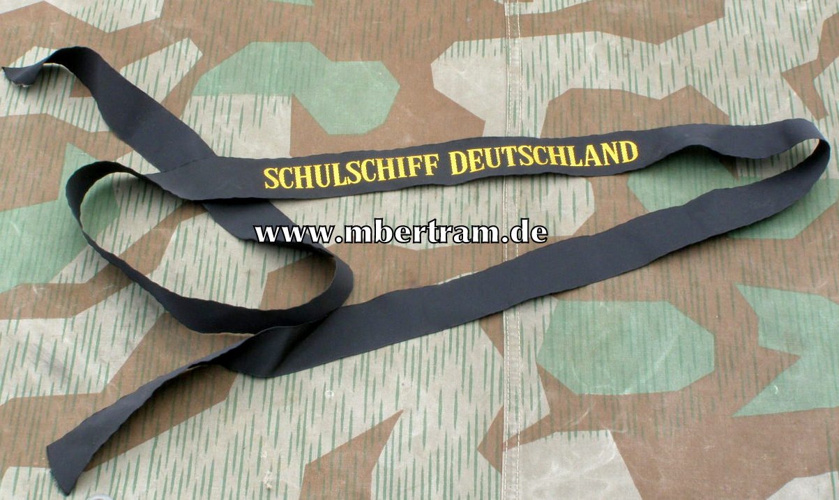 Bundesmarine Mützenband, "Schulschiff Deutschland" .