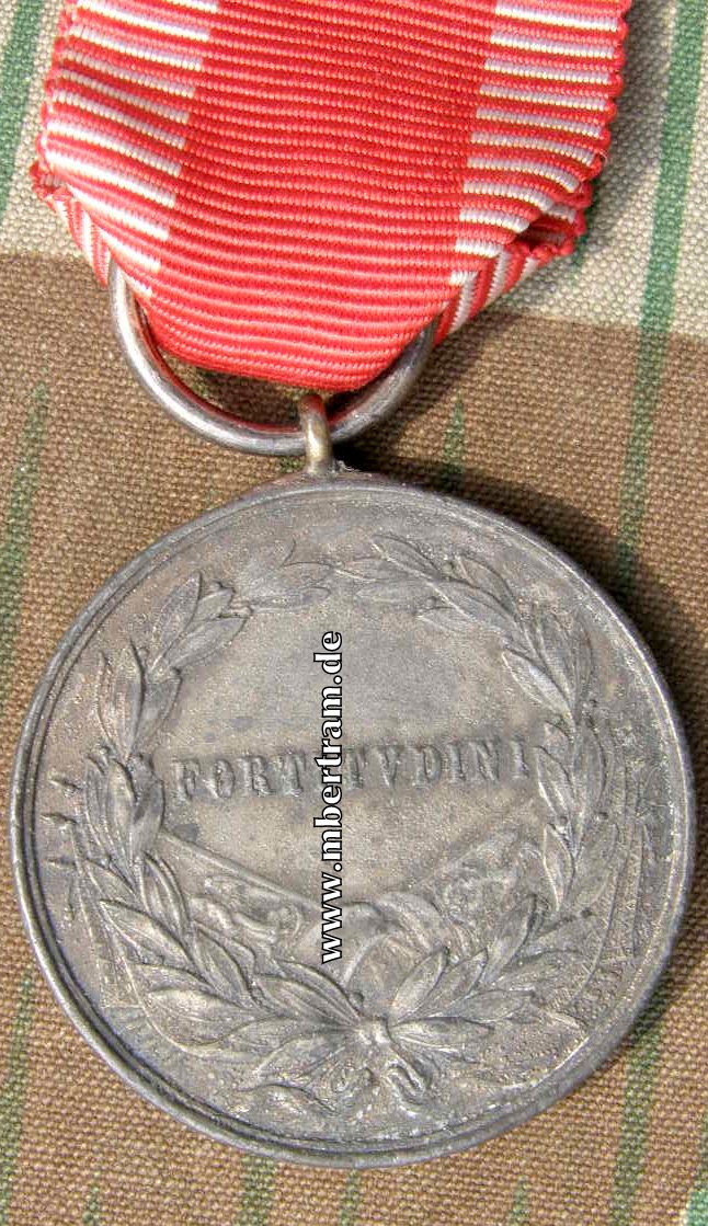 Silberne Militär Verdienst Medaille " FORTITVDINI"