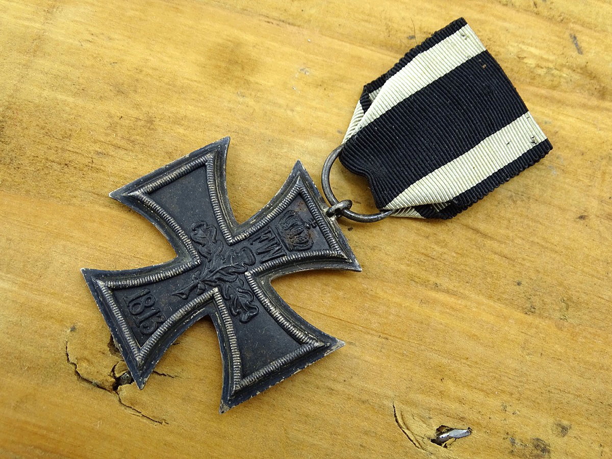 Eisernes Kreuz 2. Klasse 1914, Eisenkern noch komplett geschwärzt