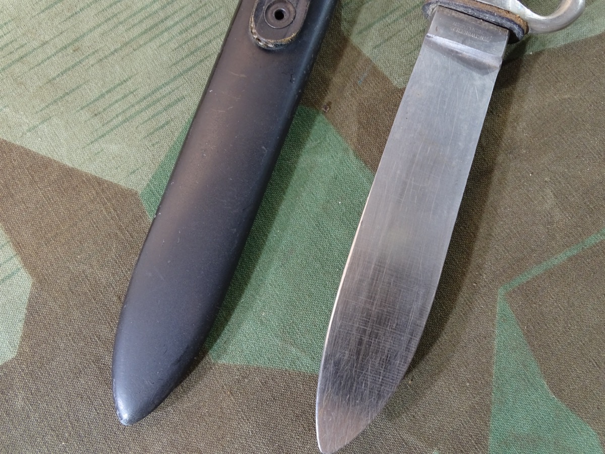 Replik : HJ Messer / HJ Dolch mit Griffemblem. Herstellermarke Othello- Anton Wingen Jr. Solingen 