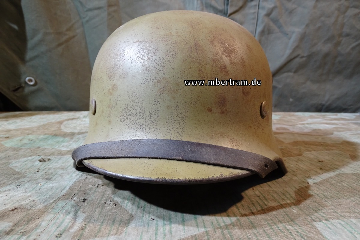 Kriegsmarine Tropen Stahlhelm M40 mit Adler Emblem