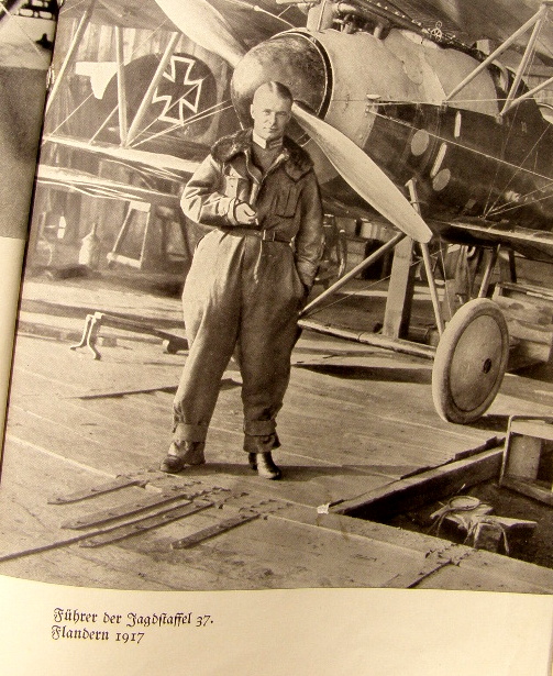 Udet, E., Mein Fliegerleben, 1935, 184 Seiten, mit Abb.