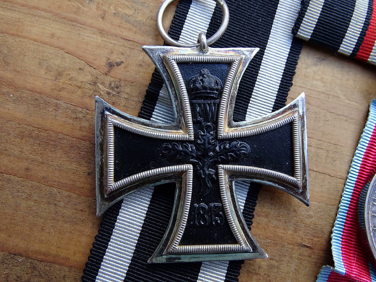 Eisernes Kreuz 2. Klasse 1914, Hst.: K , Hessen- Ernst Ludwig Medaille für Tapferkeit, 2er Bandspange