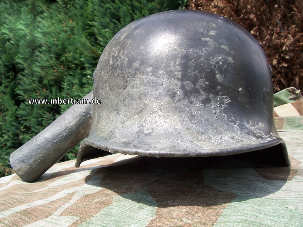 WH Stahlhelm Mod.40 umgebaut zur Schöpfkelle für Futter oder Flüssigkeit