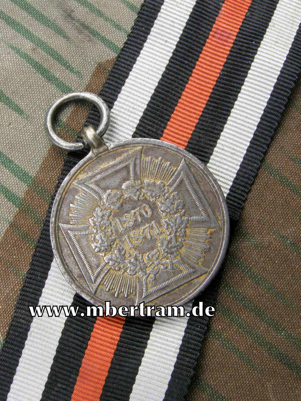 Kriegsdenkmünze 1870/71 glatter Rand. Eisen mit Band