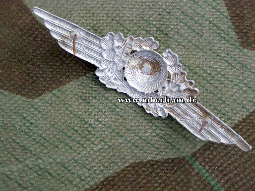 Luftwaffe Schirmmützenschwinge mit Kokarde, Aluminium