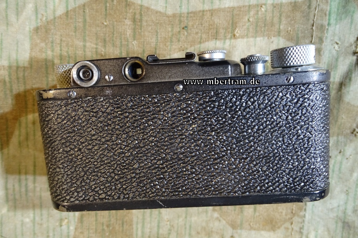 Teil Replik: Luftwaffen Leica Kammera.