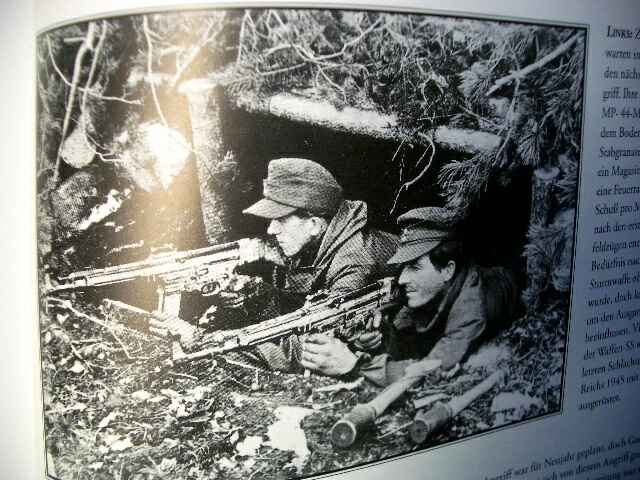 Ailsby, Ch.: Die Geschichte d. Waffen-SS. Wort u.Bild 1923-45