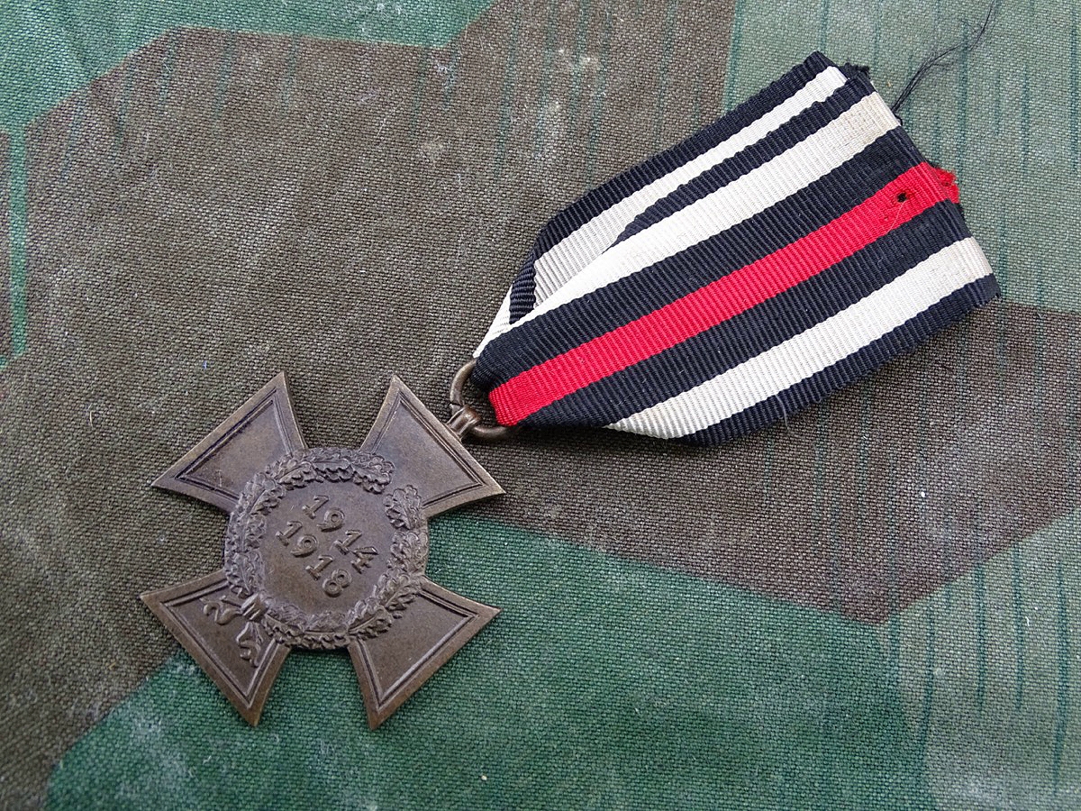 Ehrenkreuz für Kriegsteilnehmer 1914/ 1918  Hersteller W.K.