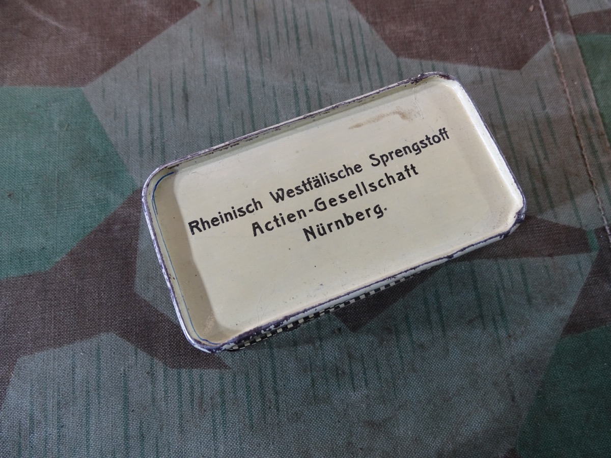 Historische Blechdose für 50 Stück 9 mm Flobert Schrotpatronen, Fa. H.Utendoerffer Nürnberg