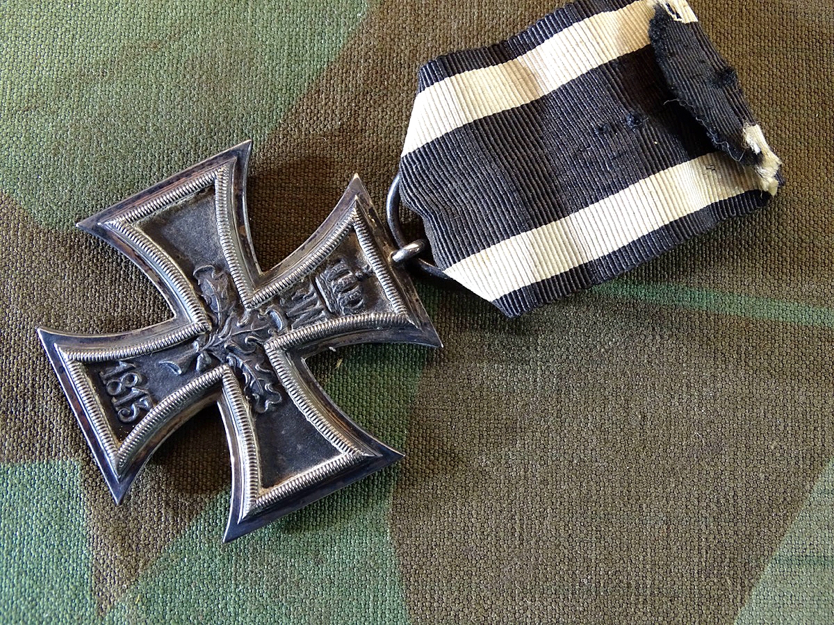 Eisernes Kreuz 2. Klasse 1914, Hst.: Z an Bandabschnitt