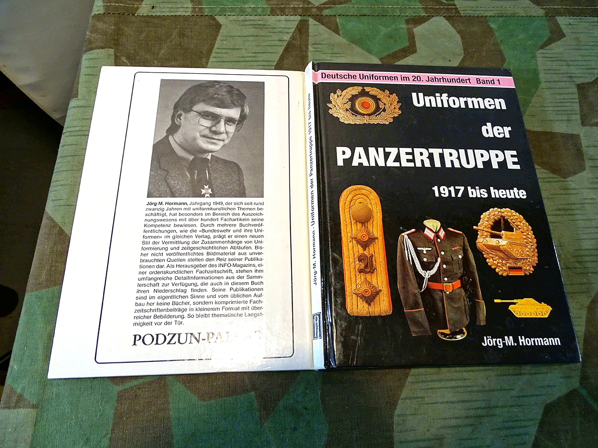 J.M.Hormann: Uniformen der Panzertruppe 1917 bis heute 