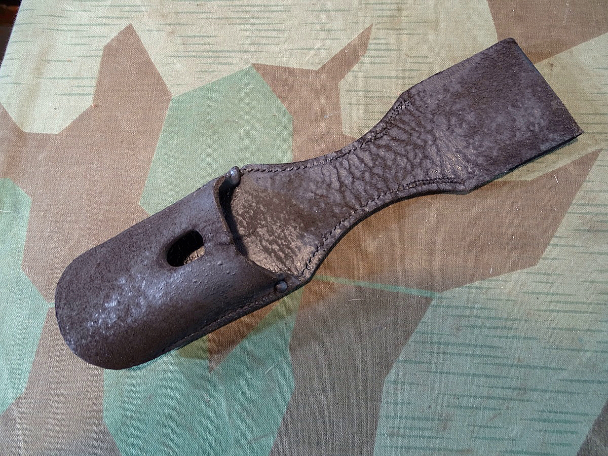 Koppelschuh für 98/05 Seitengewehr 1. Weltkrieg. Eigentumsstück. 