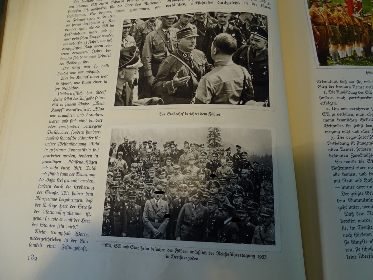 Sammelbilderalbum "Deutschland Erwacht- Werden, Kampf und Sieg der NSDAP", Frühe Röhmausgabe mit Buntfotos.