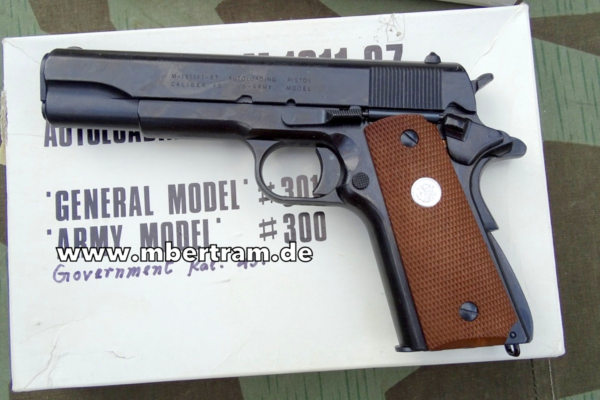 US Militär Colt Gouvernment M 1911, 1:1 Modellwaffe aus Metall, Hst.: RMI