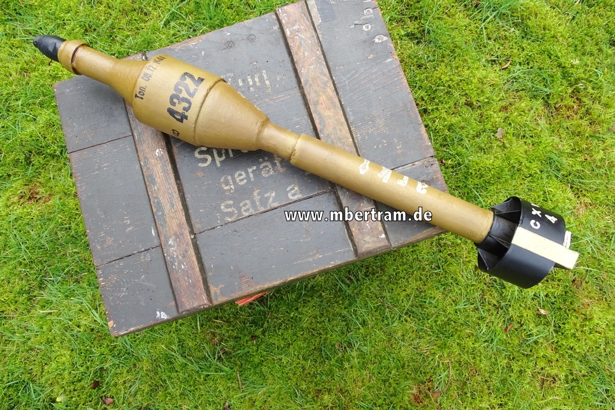 Rakete für Raketenpanzerbüchse 54- " Panzerschreck", Wintermunition " arkt"