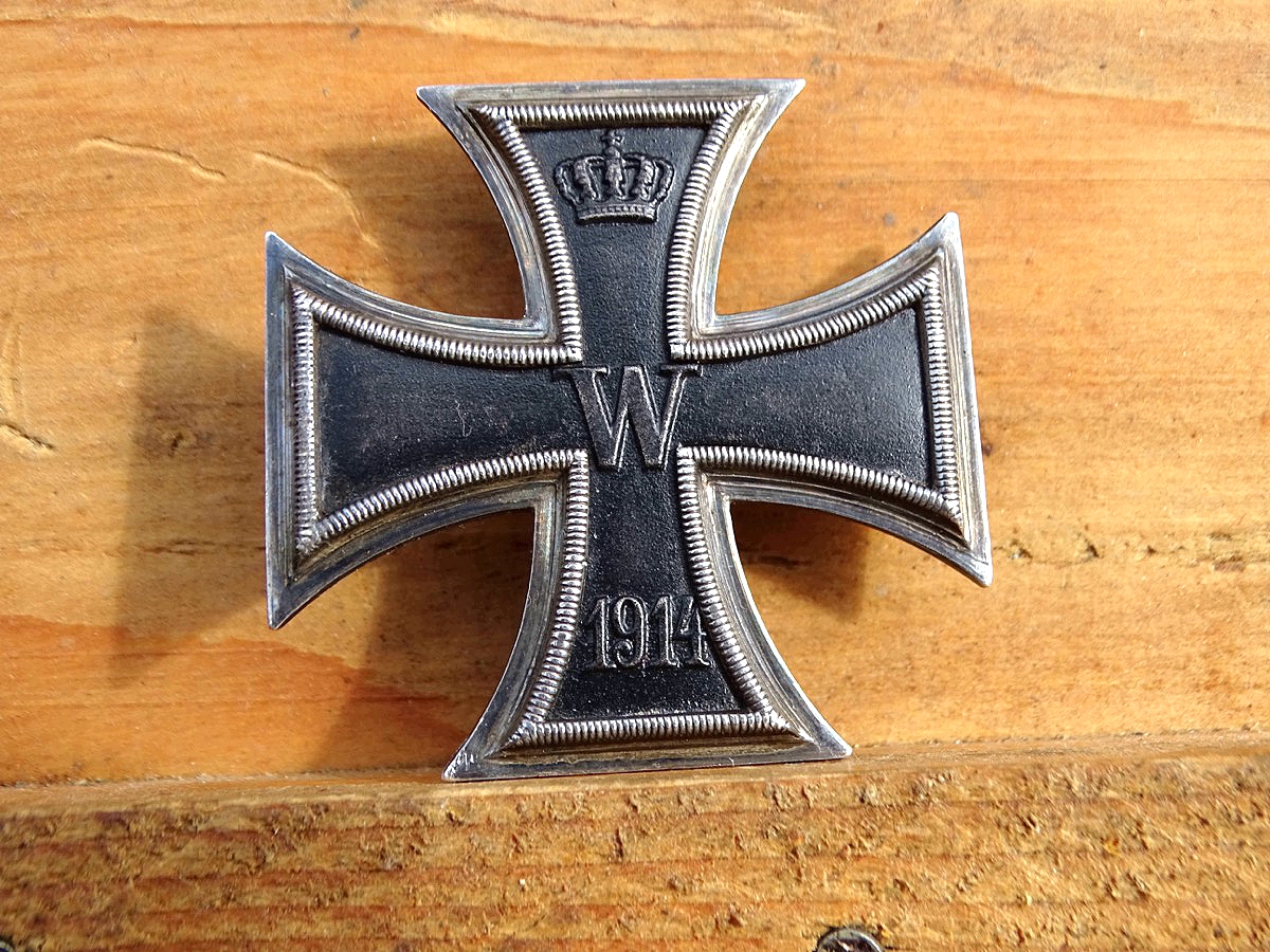 Eisernes Kreuz 1. Klasse 1914, Eisenkern,  Herstellermarke WS, Joh. Wagner & Sohn