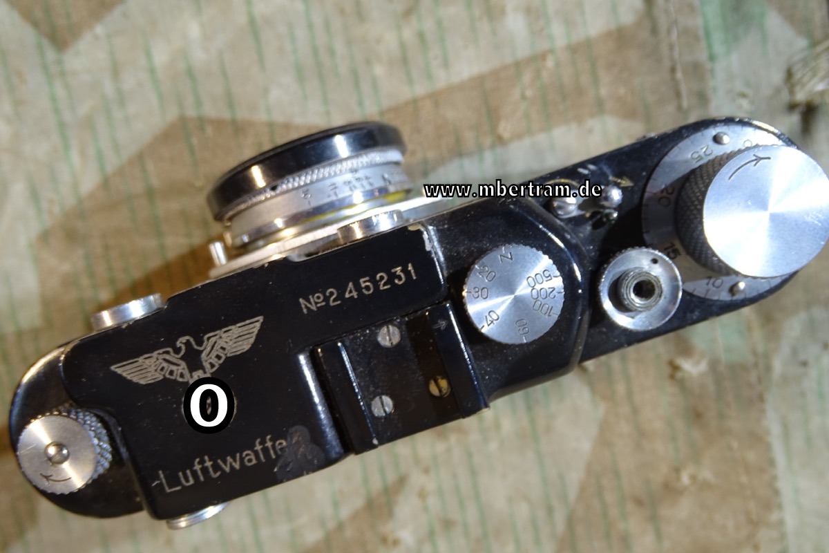 Teil Replik: Luftwaffen Leica Kammera.