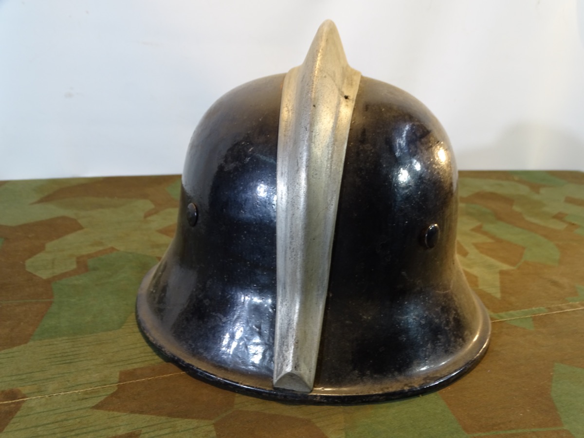 3. Reich: Feuerlöschpolizei (Feuerwehr) Stahlhelm mit Originalkamm