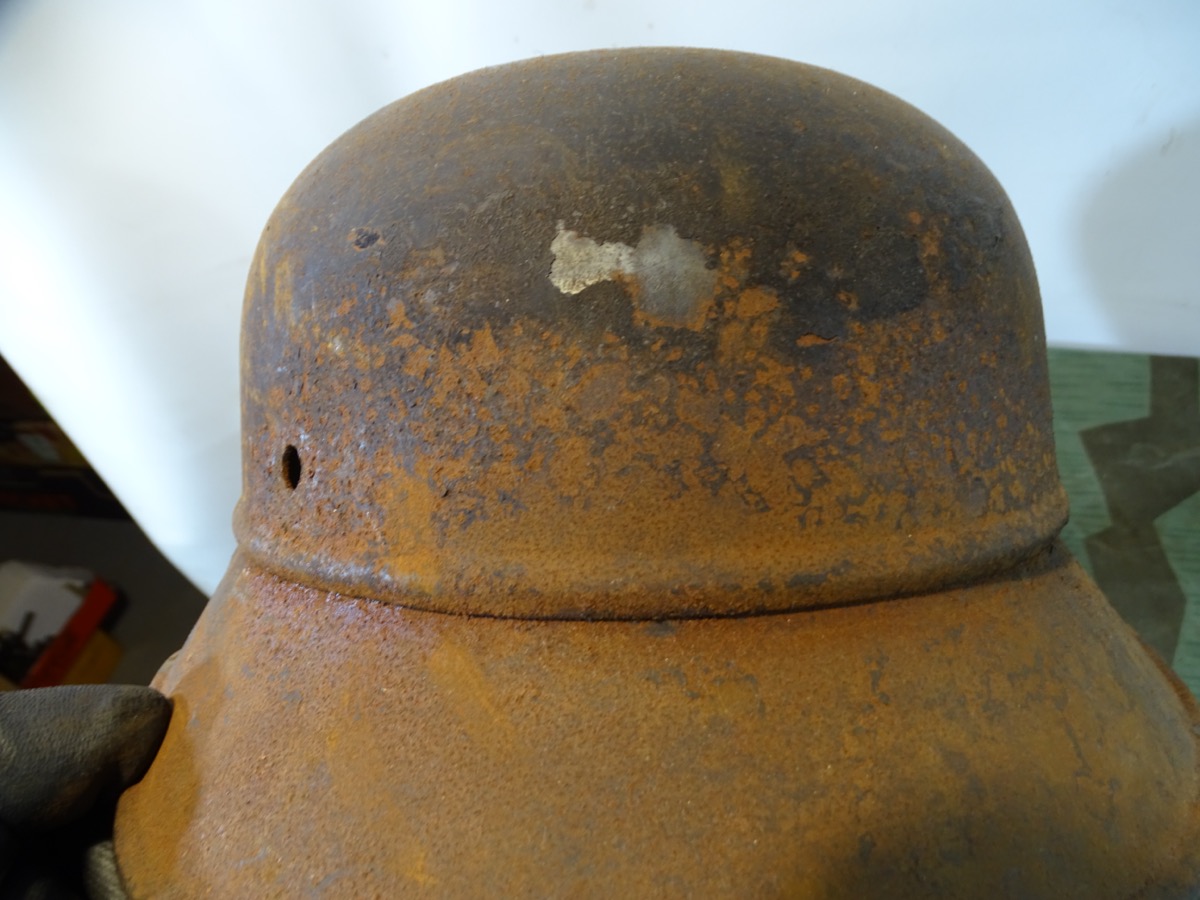Original Luftschutz Helmglocke Gladiator Form, rauchgeschwärzt 